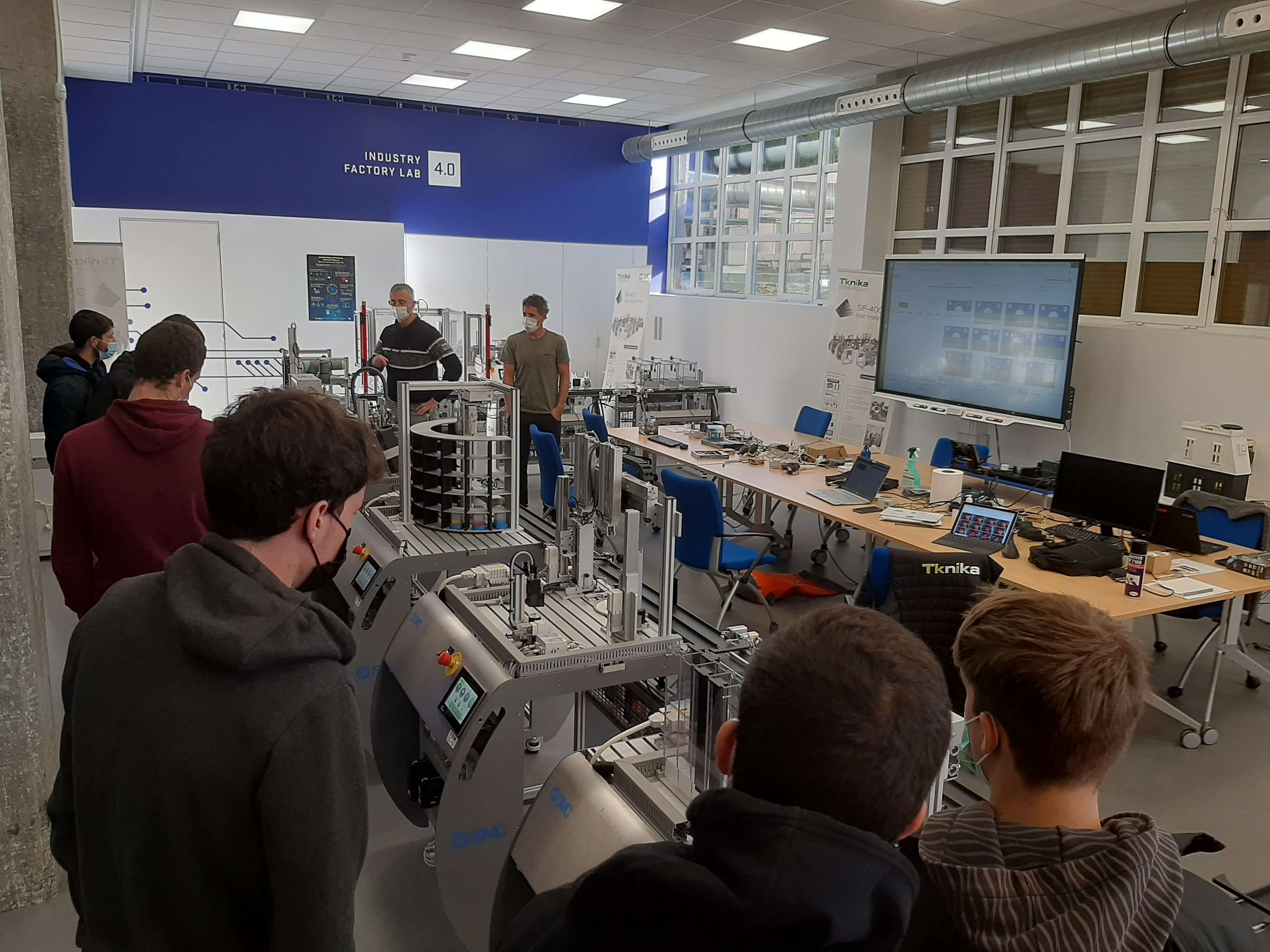 Espezializazioko ikasleak Tknikan