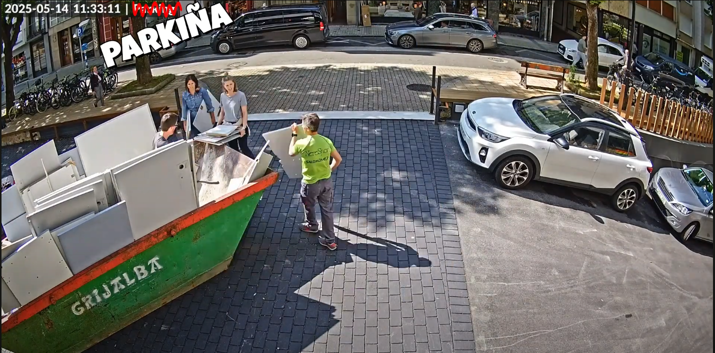 Auzolanean buru belarri