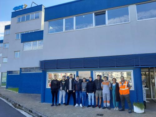 Espezializazioko ikasleak GKN DRIVELINE enpresan 