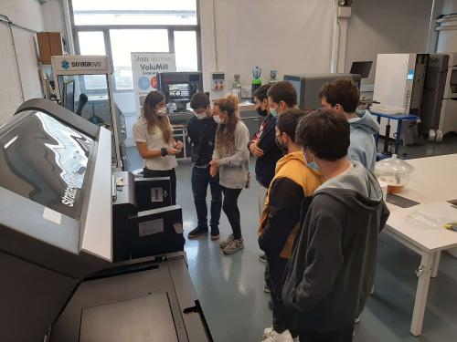  Espezializazioko ikasleak PIXEL SISTEMASen